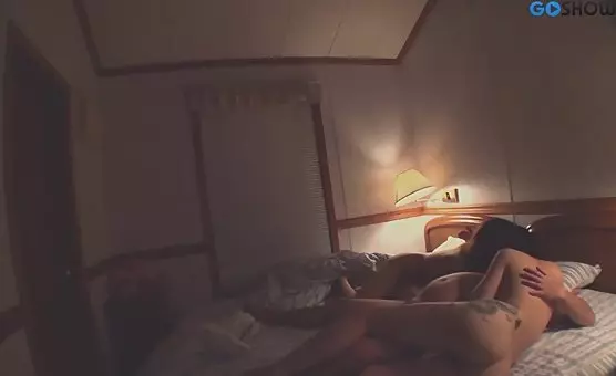 Late Night Blowjob Fun with Loving Couples